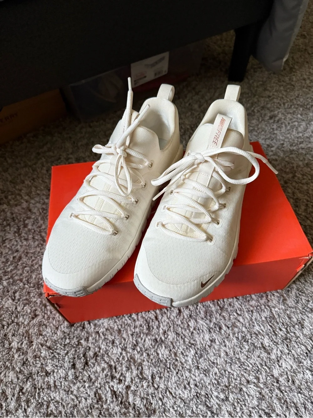NIKE FREE METCON 7- Nike Cream/Off-White Running Shoes